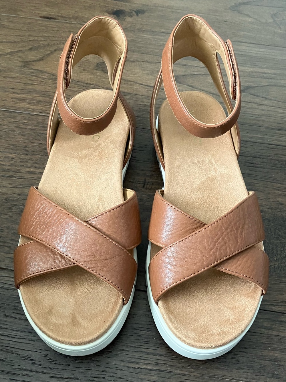 Vionic Tan Uptown Merced Platform Sandals
